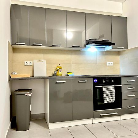 Stylish Schonbrunn Apartments - Free Underground Parking Wien Ngoại thất bức ảnh