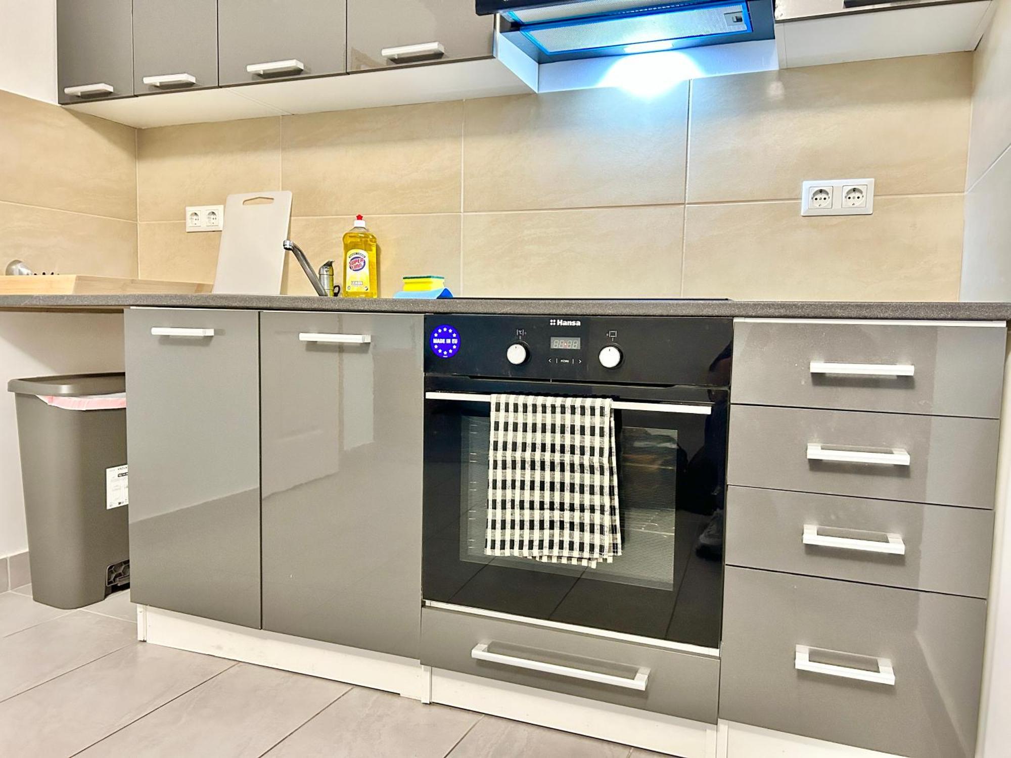 Stylish Schonbrunn Apartments - Free Underground Parking Wien Ngoại thất bức ảnh